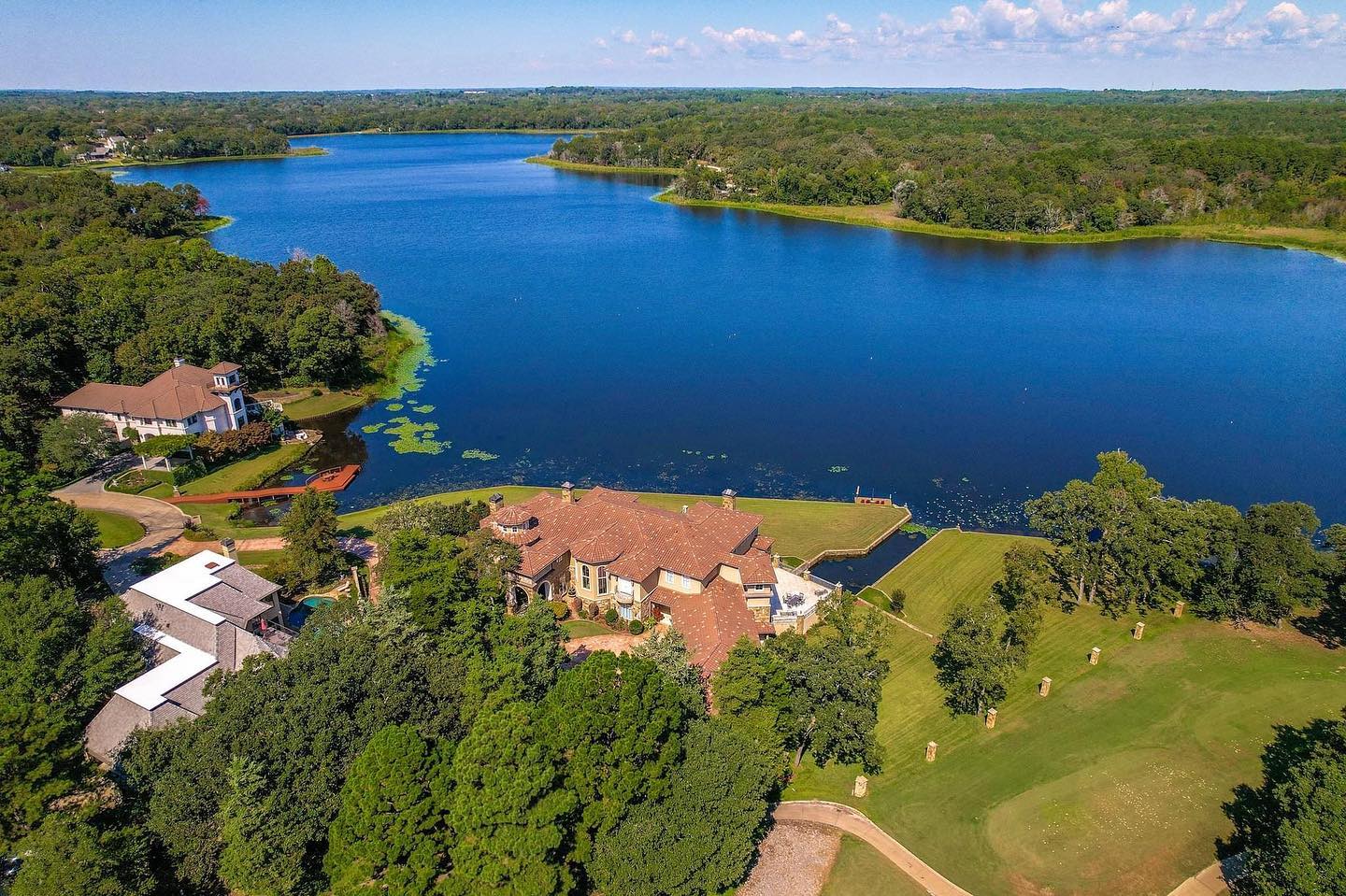 Reg Photos, 1 Drone Photo, Floorplan, Video